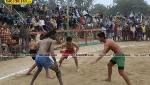 manuke_gill_(moga)_kabaddi_cup_11_jan_2015