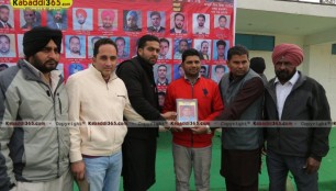 manuke_gill_(moga)_kabaddi_cup_11_jan_2015