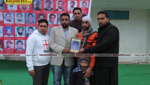 manuke_gill_(moga)_kabaddi_cup_11_jan_2015