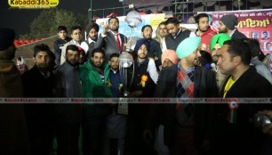 manuke_gill_(moga)_kabaddi_cup_11_jan_2015