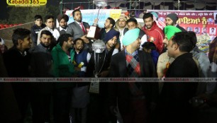 manuke_gill_(moga)_kabaddi_cup_11_jan_2015
